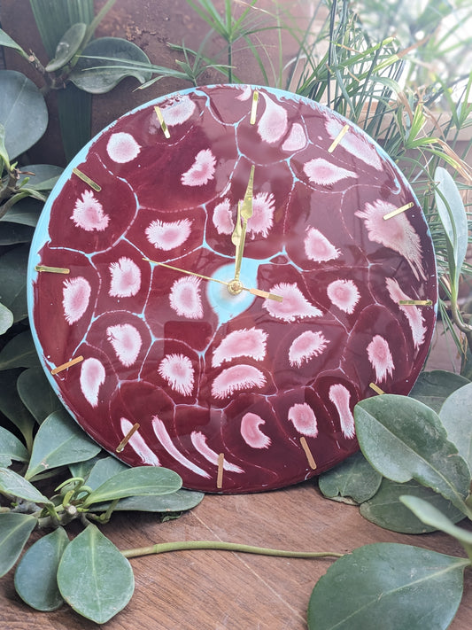 Pebbel Resin Clock