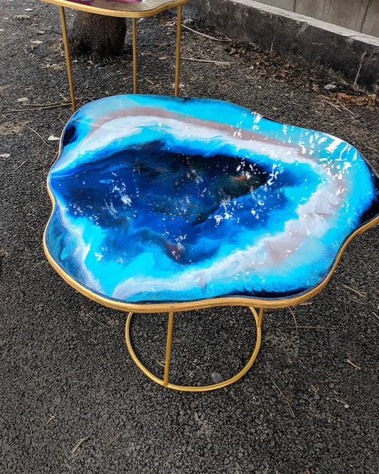 Geode Table With Ocean Pour